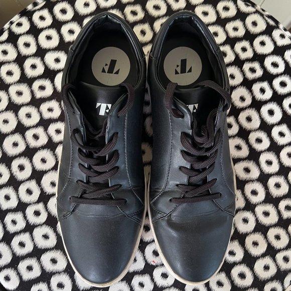 Thousand Fell Men's Lace Up Shoes in Black - ZERO WASTE SNEAKERS - Picture 9 of 10
